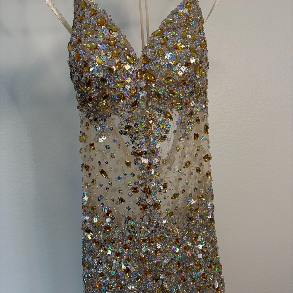 ✨Amelia Couture✨ Embellished Champagne Crystal Midi Dress